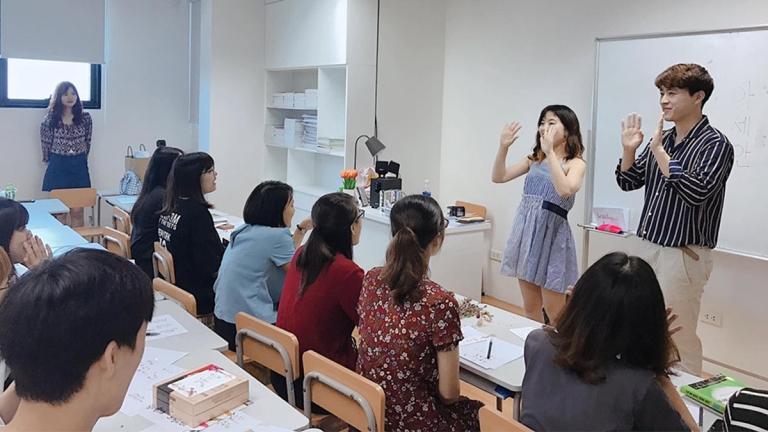 Trung tâm Hàn ngữ Hà Trung