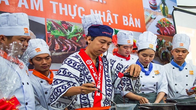 Hướng nghiệp Á Âu