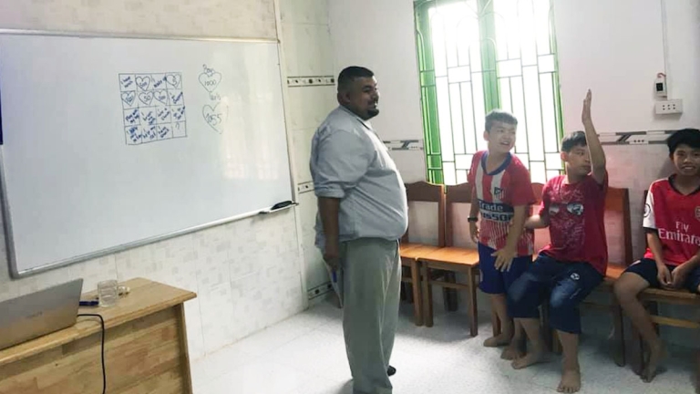 Trung tâm Khai Minh