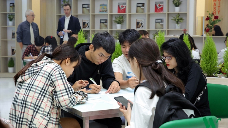 Trung tâm Anh ngữ WE English