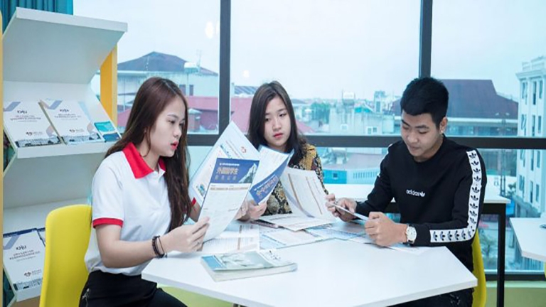 Trung tâm Ngoại ngữ Cornerstone Kinh Bắc