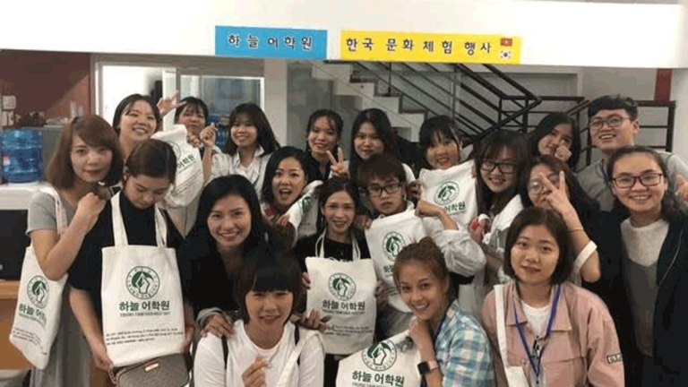 Trung tâm Hàn ngữ Sky