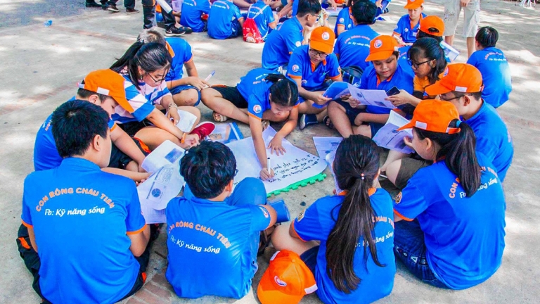 Trung tâm Kỹ năng sống Con Rồng Cháu Tiên