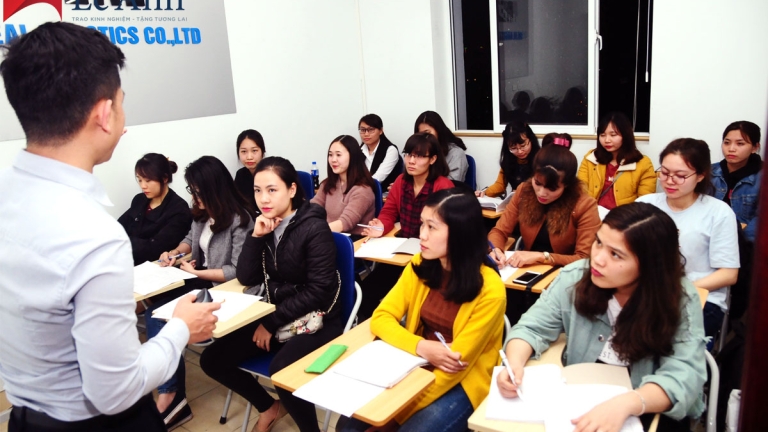 Xuất nhập khẩu Lê Ánh