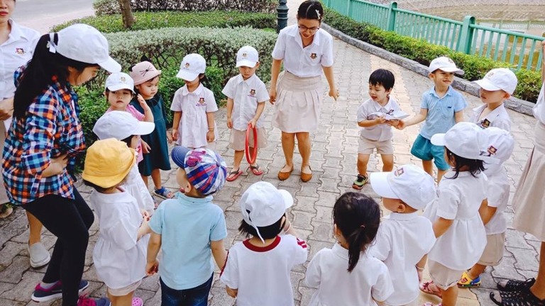 Trường Mầm non Song ngữ Bright Stars CDC