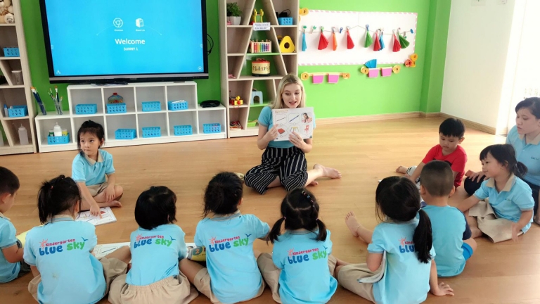 Trường Mầm non Song ngữ Bầu Trời Xanh