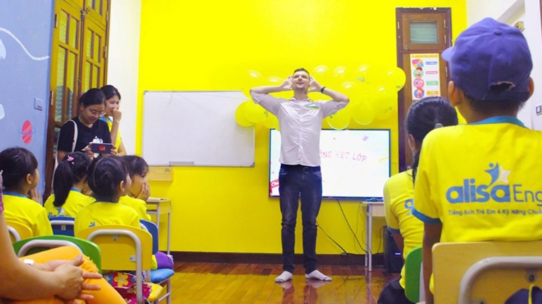 Trung tâm Alisa English