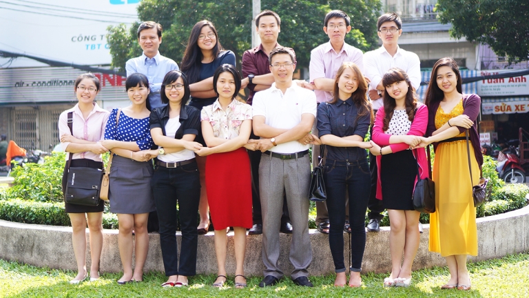 Trung tâm Huy Linh English