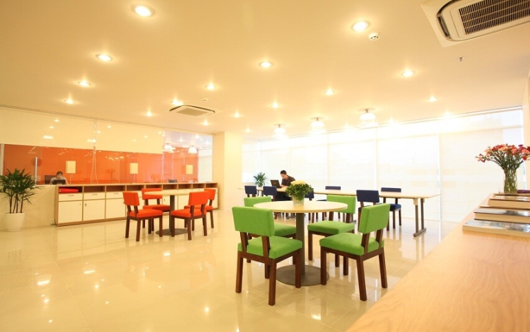 Không gian tự học