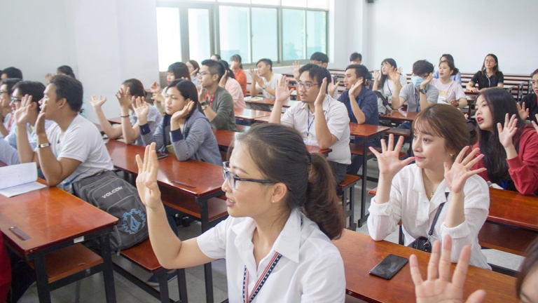 Trung Tâm Ngoại Ngữ Trường Đại Học Tôn Đức Thắng