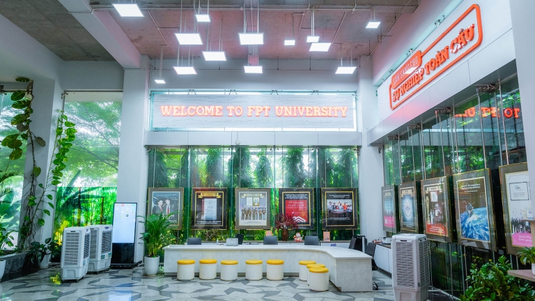 Trường Đại học FPT