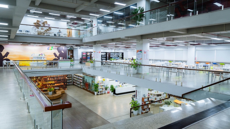 Trường Đại học FPT