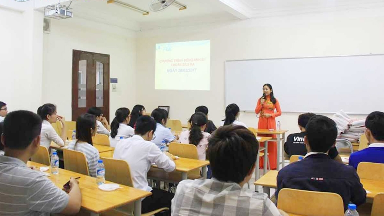 Trung Tâm Ngoại Ngữ - Tin Học Trường Đại Học Ngân Hàng TP. HCM