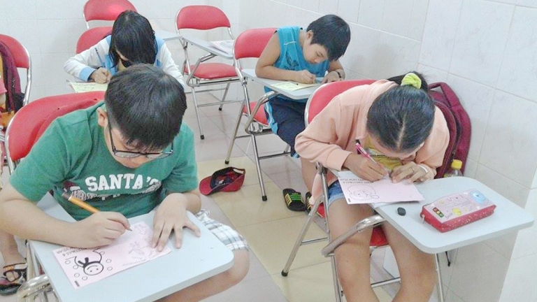 Trung Tâm Anh Ngữ Hoàng Gia