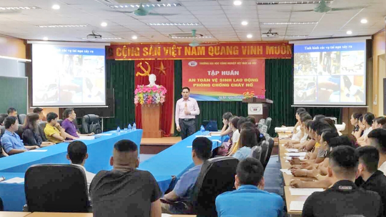 Trường Đại học công nghiệp dệt may Hà Nội