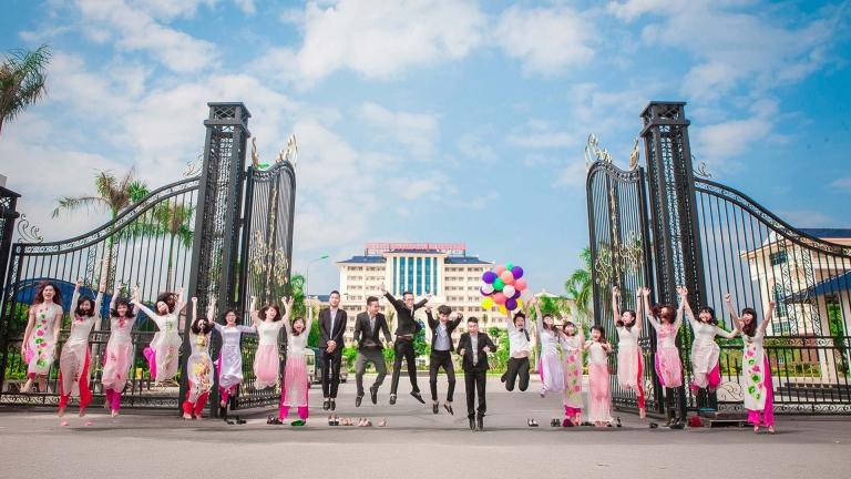 Trường Đại Học Kinh Doanh và Công Nghệ Hà Nội