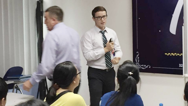 Trung tâm Oxford English UK Vietnam