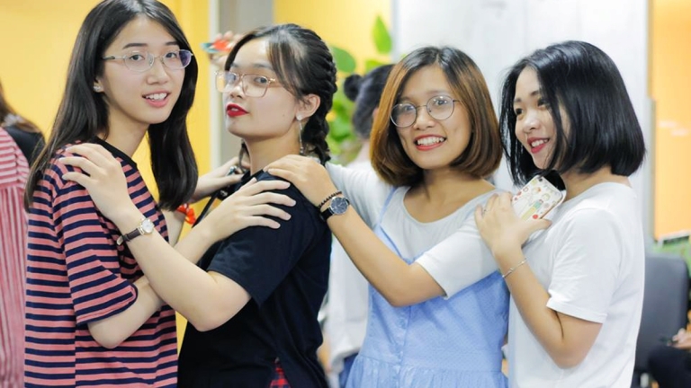 Trung tâm BBC International - Envis English