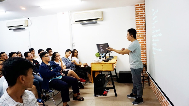 Trường đào tạo Thiết Kế Video & Đồ Họa Keyframe Training