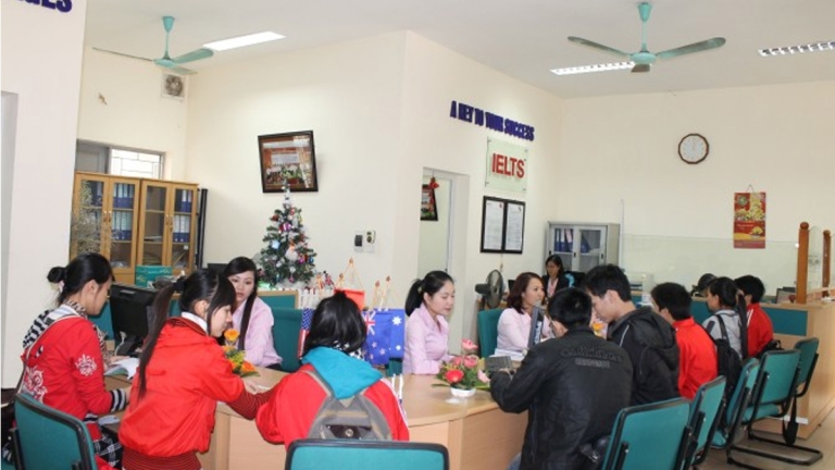 Trung tâm Ngoại ngữ CFL - ĐH Bách khoa HN