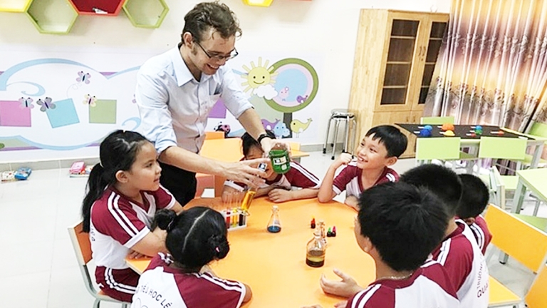 Trung Tâm Anh Ngữ Liên Lục Địa ICLC