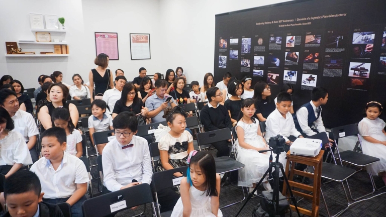 Việt Thương Music School