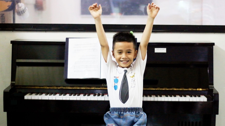 Nốt Trầm Music School