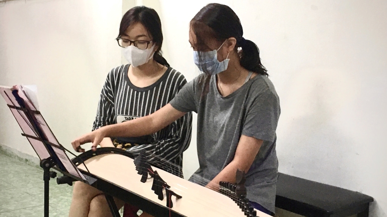 Nốt Trầm Music School