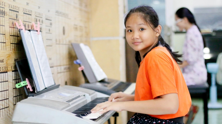 Nốt Trầm Music School