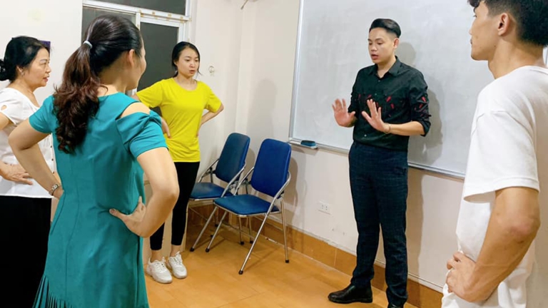 Trung tâm Nghệ thuật Phương Linh