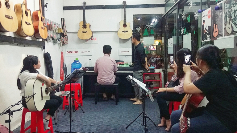 Trung tâm Âm nhạc Ân Điển