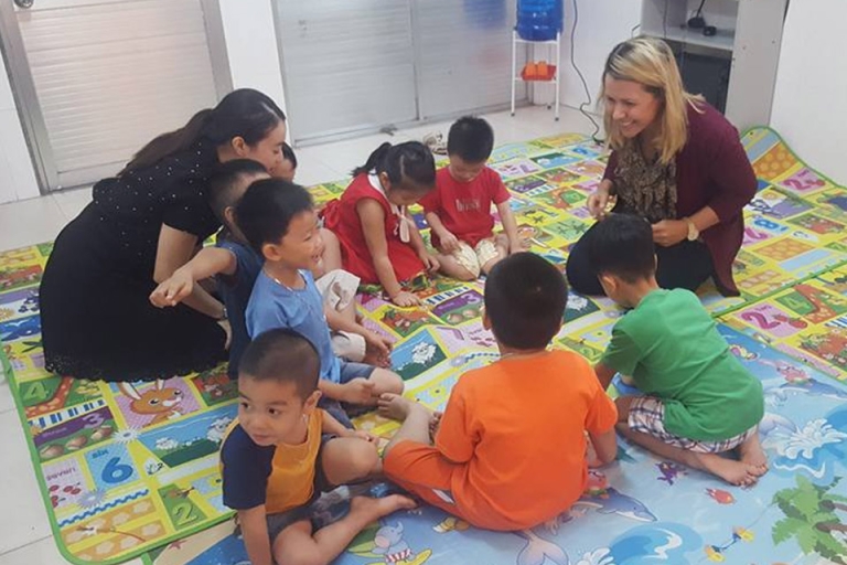 Anh ngữ Bắc Á được trao tặng bằng khen của Sở Giáo dục và Đào tạo vào năm 2012