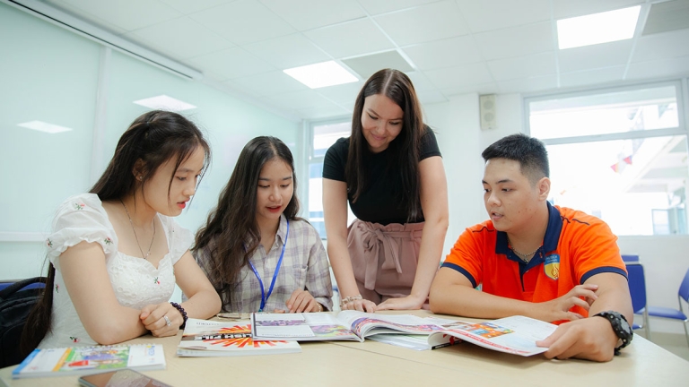 Trung tâm Anh ngữ Quốc tế ELC Vietnam