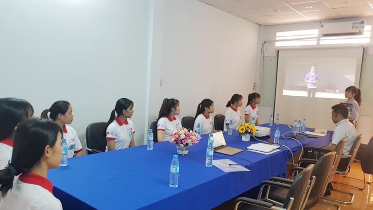 Trung tâm Ngoại ngữ Hướng Nhật