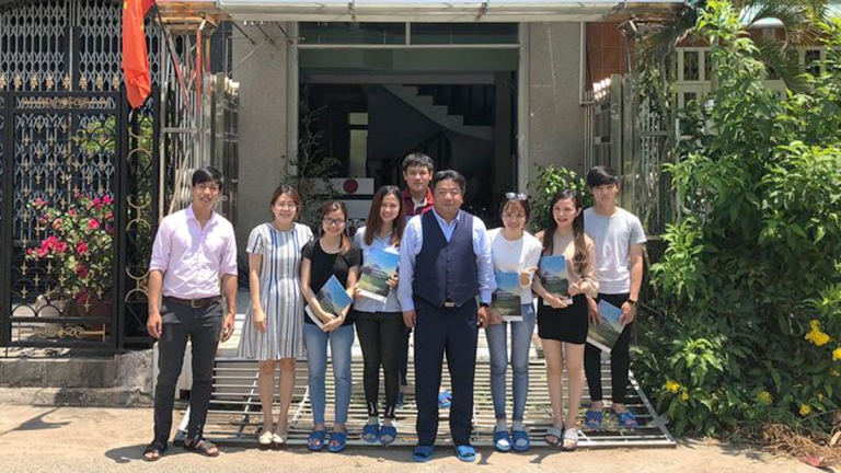 Trung tâm Ngoại ngữ Hướng Nhật