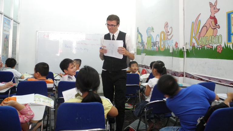 Trung tâm Ngoại ngữ Alphabet