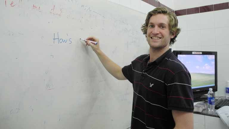 Trung tâm Ngoại ngữ Alphabet