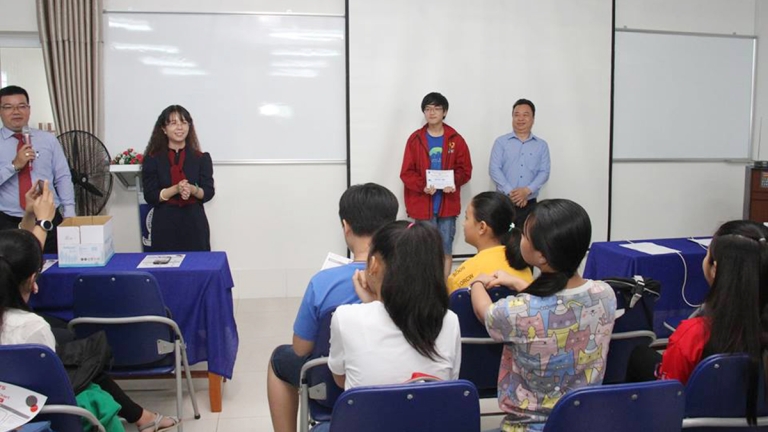 Trung Tâm Ngoại Ngữ Tài Năng -  BEST