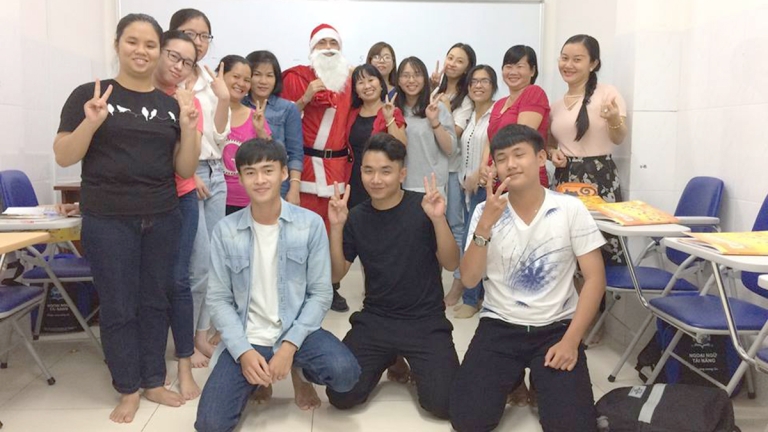 Trung Tâm Ngoại Ngữ Tài Năng -  BEST