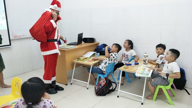 Trung Tâm Ngoại Ngữ Tài Năng -  BEST