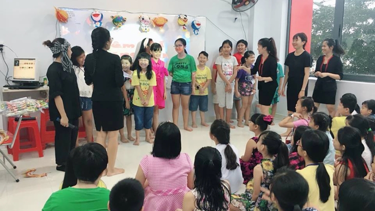 Trung tâm Ngoại ngữ Sinh Động