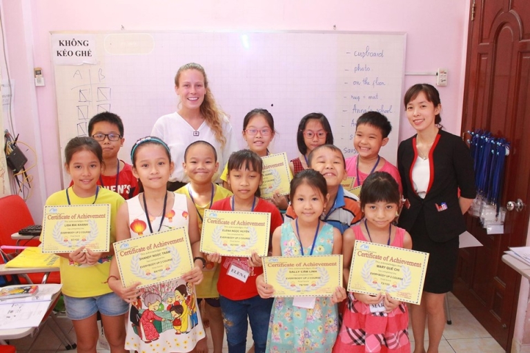 trung-tam-ngoai-ngu-sinh-dong-2