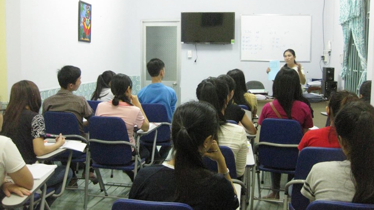 English Focus (Cô Khương TOEIC)