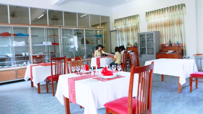 Trường Cao Đẳng Văn Hóa Nghệ Thuật và Du Lịch Nha Trang