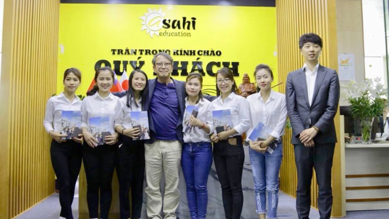 Trung tâm Ngoại ngữ Asahi Group