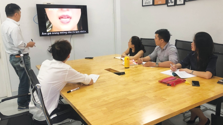 Trung tâm Ngoại ngữ Phong Phú