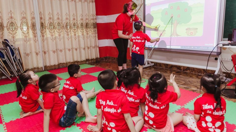 Trung tâm Anh ngữ Quốc tế Lagu English