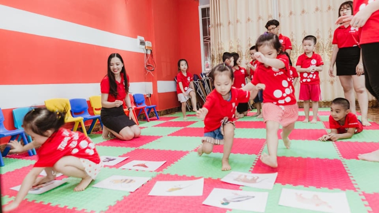 Trung tâm Anh ngữ Quốc tế Lagu English