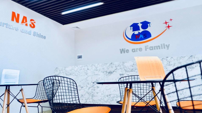 Trun tâm Anh ngữ NAS English Center