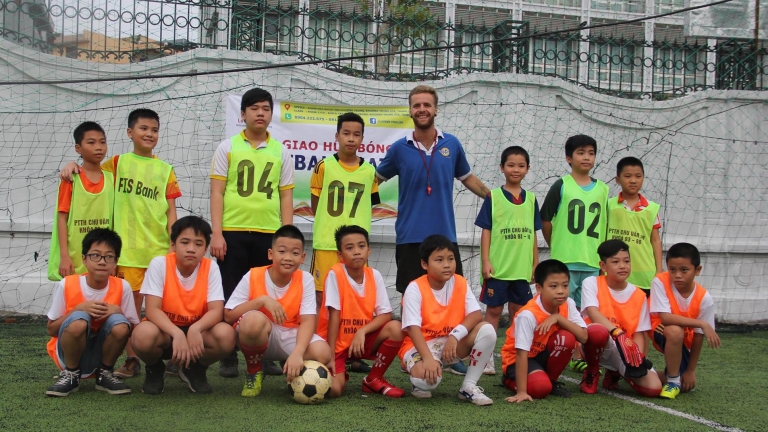 Trung tâm tiếng Anh Loving English